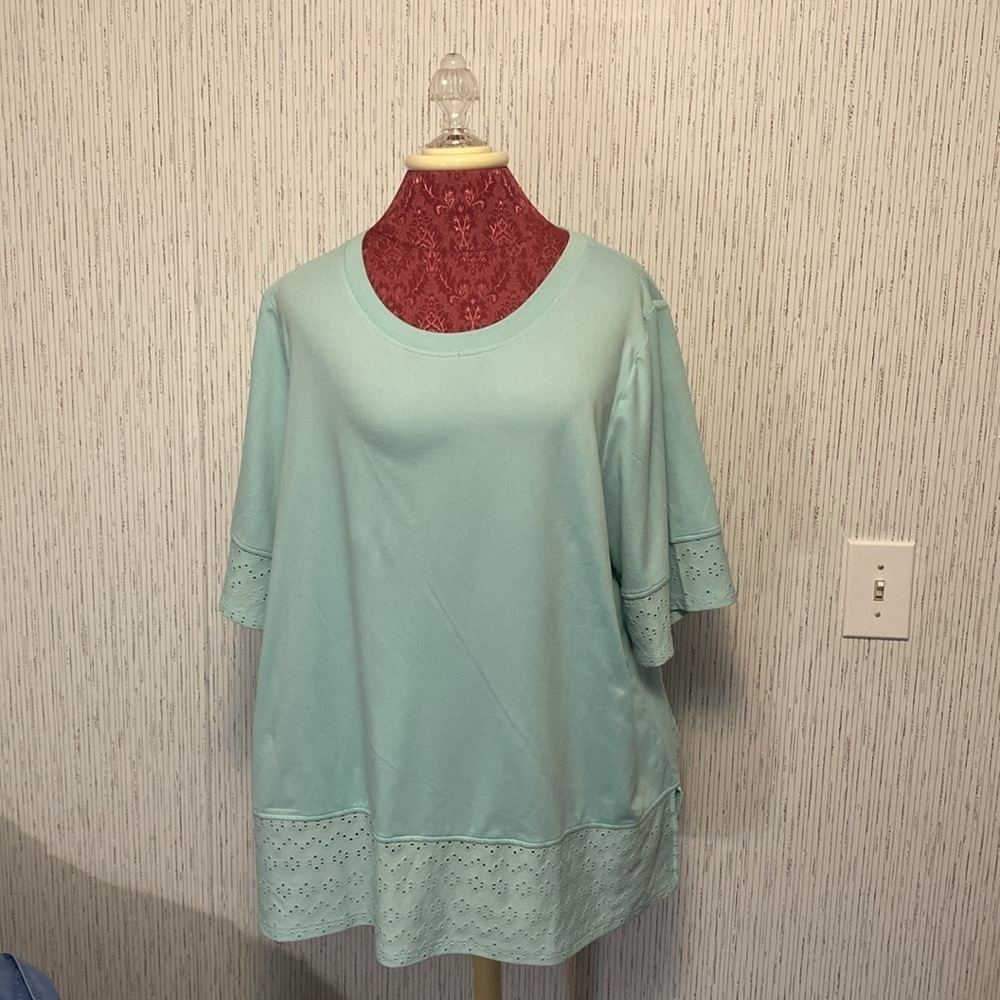 Cuddl Duds Mint Green 1X Size 3/4 quarter Sleeves with Eyelet Design Blouse